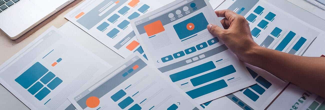 ALT標籤：專業網站設計師分析一頁式網站布局與優化策略.